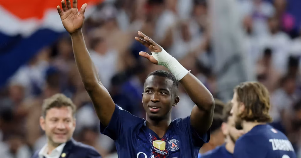 Coupe du monde : Pacho, jeune talent équatorien, se distingue sur la scène internationale.