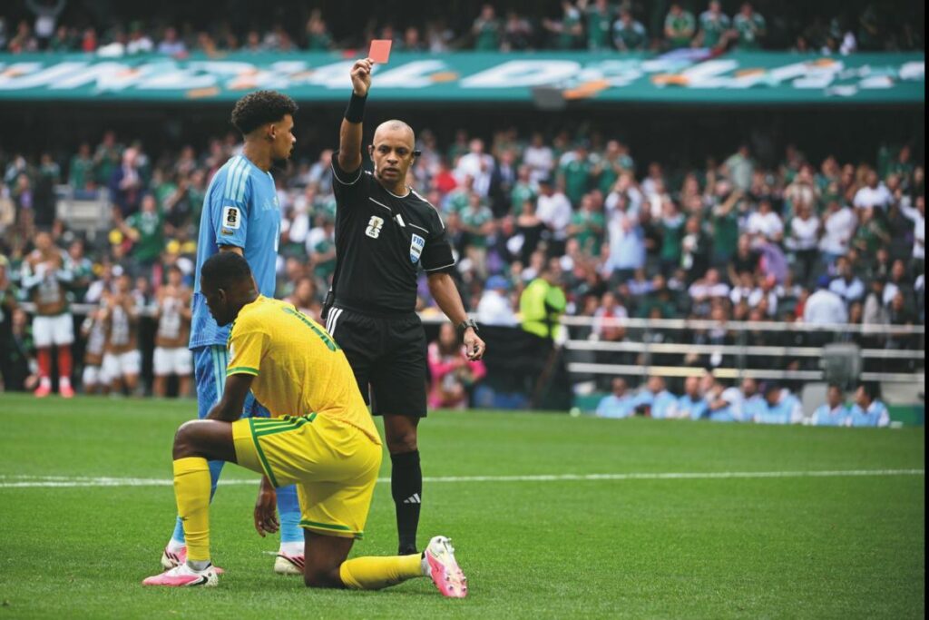 Coupe du monde : huit cartons rouges déjà distribués, double par rapport à 2022