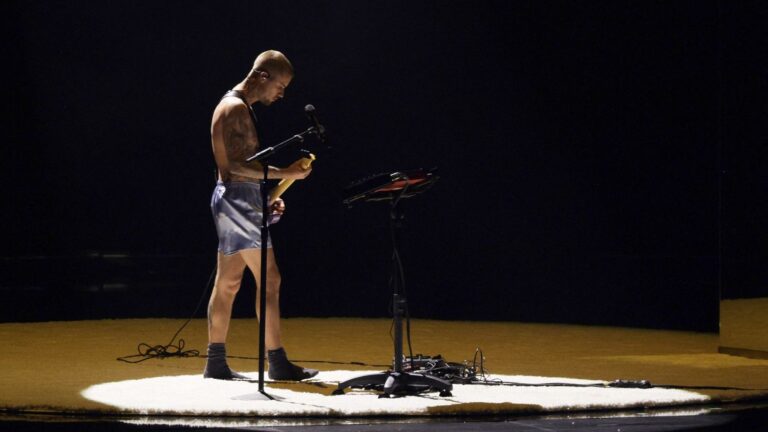 Justin Bieber provoque des réactions sur Internet après son retour à Coachella.