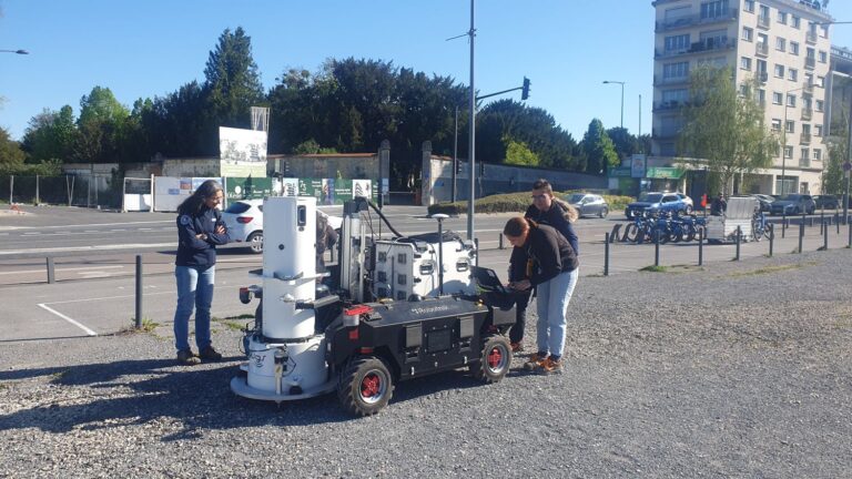 Un robot télécommandé pour cartographier les sous-sols sans forage en France