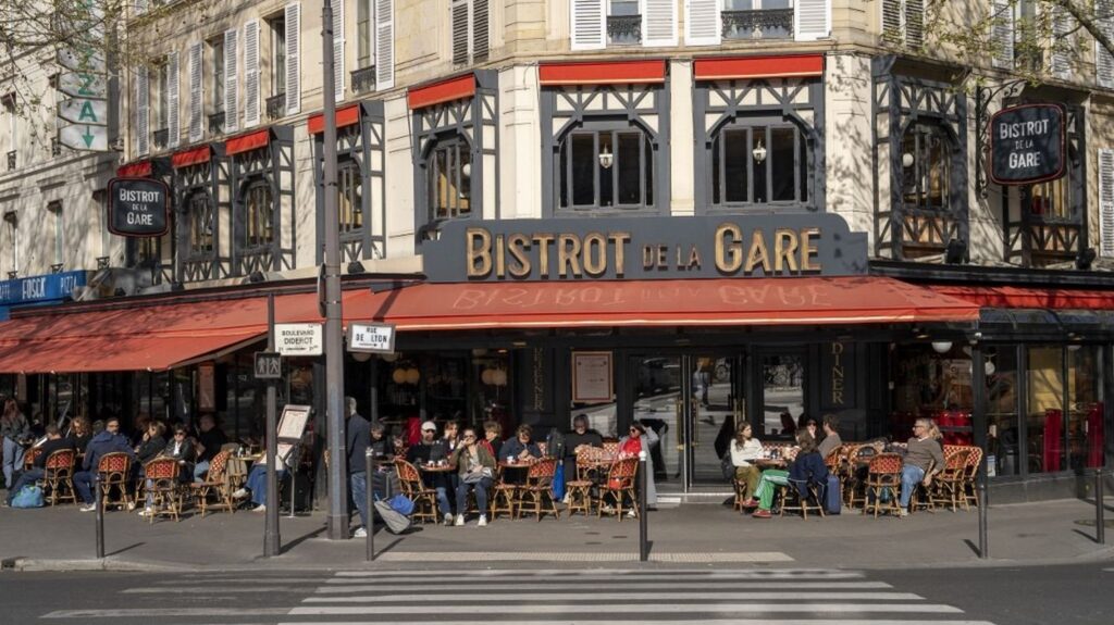 La restauration française traditionnelle face à la concurrence des fast-foods abordables