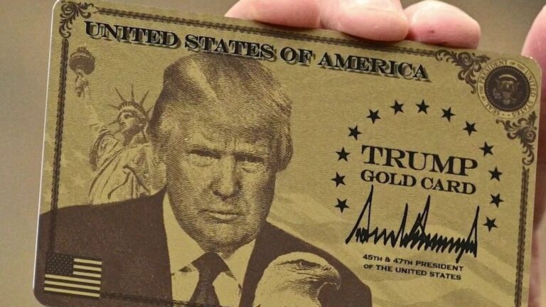 Donald Trump influence les politiques américaines et redéfinit le paysage politique.