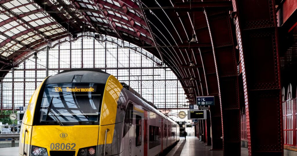 Retards des trains en Europe : la France améliore son service, l’Italie vise des avancées.