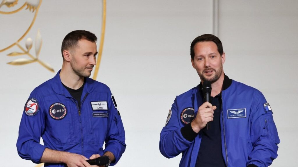 Thomas Pesquet et Arnaud Prost évoquent leur mission spatiale de 2027 avec reconnaissance