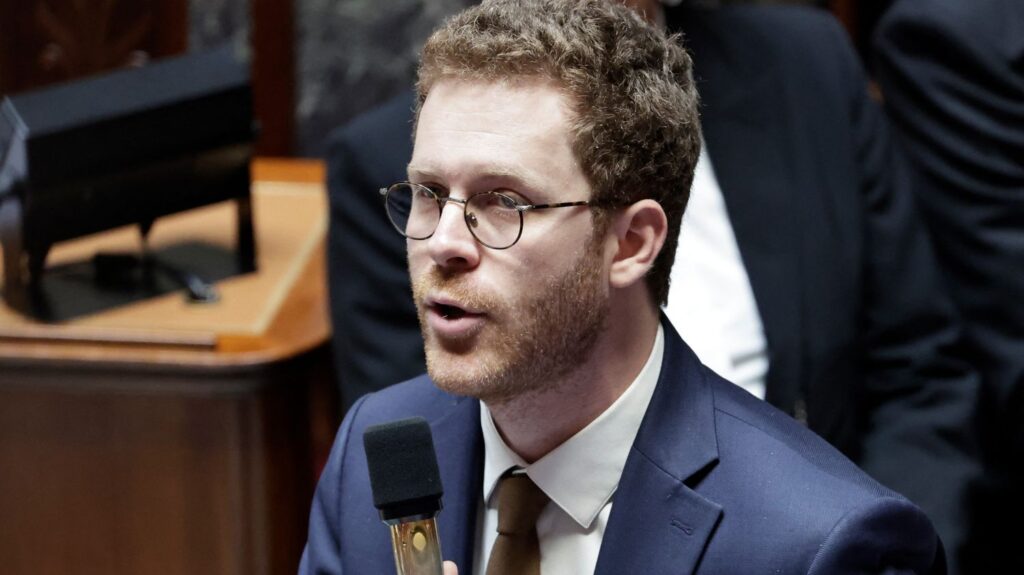Nouvelles économies budgétaires en France pour atteindre un déficit public de 5%
