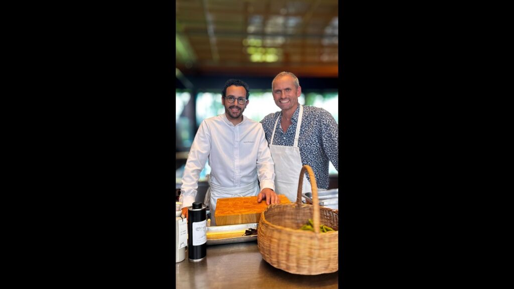 César Troisgros souligne l’importance de l’humilité dans la cuisine française et son héritage.