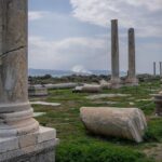 Frappes israéliennes endommagent le site archéologique de Tyr au Liban.