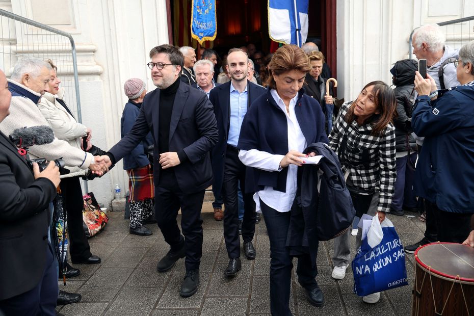 Ludovic Perney, plus jeune conseiller régional de France, prend la présidence des LR à Marseille.