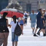 Météo-France annonce des températures atteignant 30°C dans le sud du pays dès samedi.