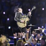 Jack White à l’Olympia : cinq chansons illustrent son parcours dans le rock