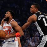 Wembanyama et les Spurs perdent une avance de 29 points lors du match 4 contre les Knicks