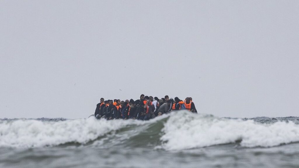 Dunkerque : un réseau de passeurs de migrants condamné pour traversées mortelles de la Manche
