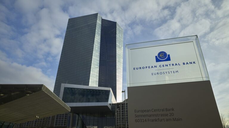 La BCE augmente ses taux d’intérêt malgré les risques pour la croissance économique.