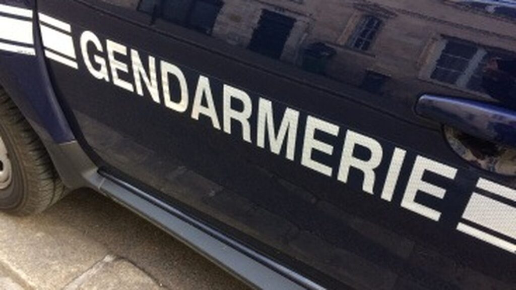 Cinq personnes mises en examen pour blanchiment d’argent, près de trois millions d’euros saisis