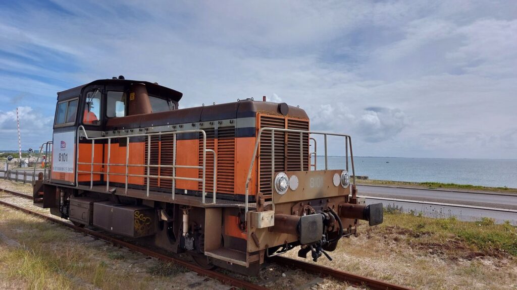 Le « tire-bouchon », train de Quiberon, reprend son service estival pour les voyageurs.