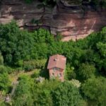 Échappée verte dans la vallée des Éclusiers : histoire et gastronomie le long du Rhin