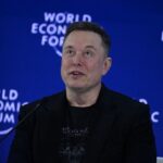 Elon Musk dépasse les 1 000 milliards de dollars grâce à l&rsquo;introduction en Bourse de SpaceX