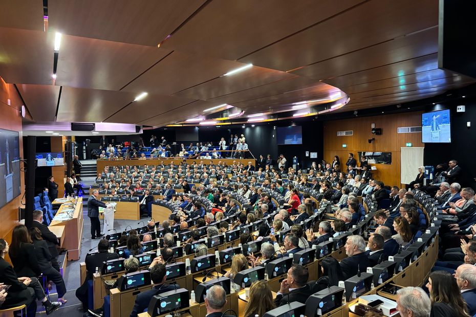 Aix-Marseille : le préfet face aux demandes de réforme budgétaire des maires en déficit.