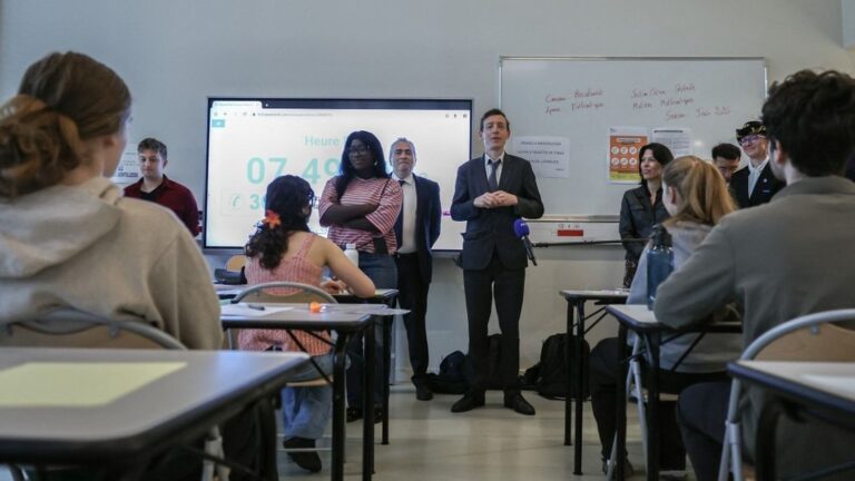 Les oraux du baccalauréat reportés localement en raison des fortes chaleurs, annonce le ministre.