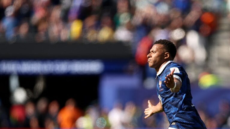 Record de points pour les Bleus, hausse des heures de travail et retour d’un tueur en série.