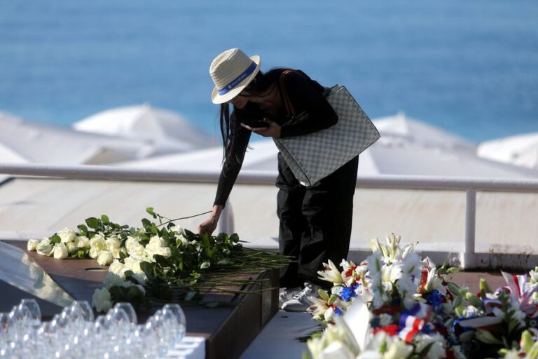 Le théâtre de Nice annule une lecture sur l’attentat du 14 juillet après des protestations.