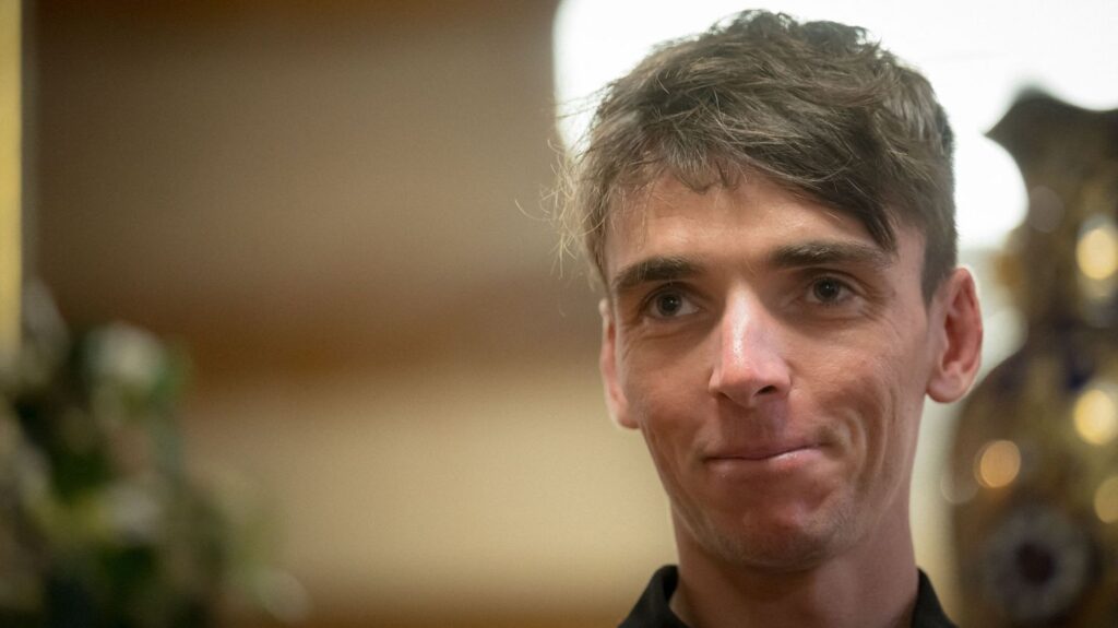 Romain Bardet nommé manager sportif de Decathlon CMA CGM dans le cyclisme.