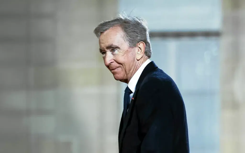 Bernard Arnault : une méthode sans limite pour transformer le secteur du luxe.