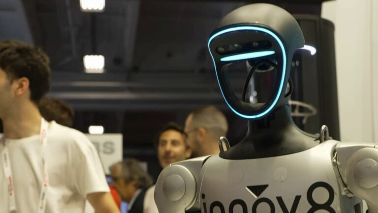 Les robots d’assistance se multiplient pour aider les personnes fragiles au quotidien.