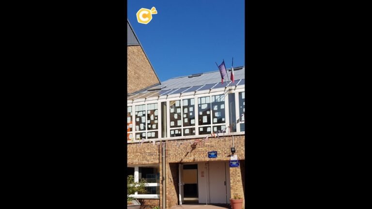 Un collège en France lutte contre la désinformation liée aux deepfakes.