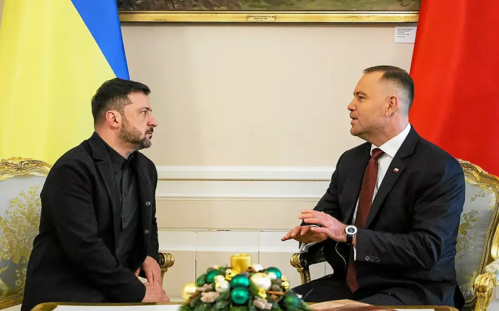 Retrait de la distinction polonaise à Zelensky : un épisode de tensions diplomatiques.