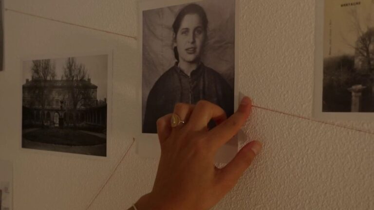 Internement de femmes en institutions psychiatriques : descendants recherchent leurs histoires.