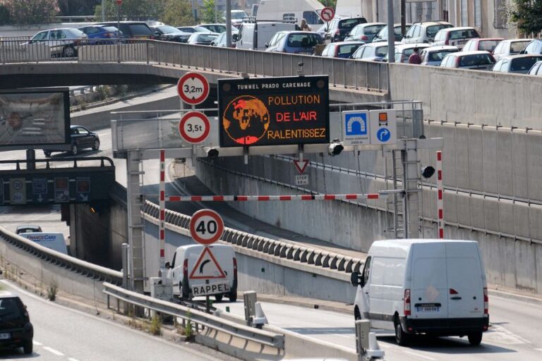 Pollution à l’ozone : le Var et le Vaucluse en alerte rouge, mesures d’urgence mises en place