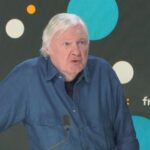 David McNeil évoque une enfance difficile et ses souvenirs marquants en France.