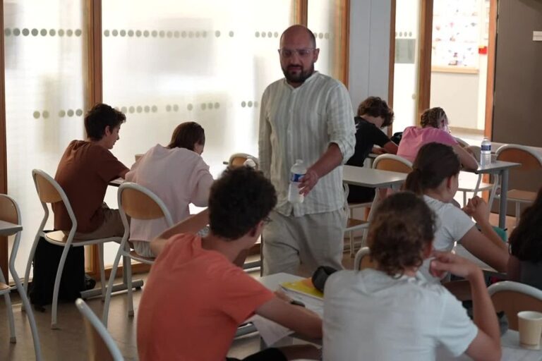 Fermeture de 77 établissements scolaires dans l’académie Nancy-Metz en raison de la canicule.