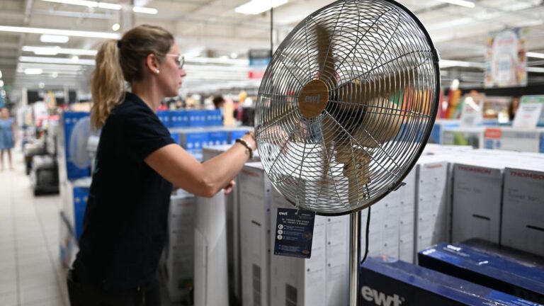 Épuisement des stocks de ventilateurs en France lors de la canicule