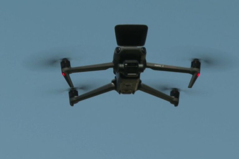 Un drone déployé dans une base de loisirs pour prévenir les noyades.