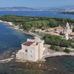 Rénovation de la tour monastère de l’île Saint-Honorat après six ans de travaux.