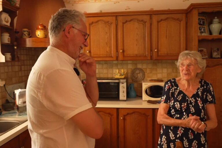 Canicule : les maires mobilisés face aux températures historiques dans plusieurs régions.