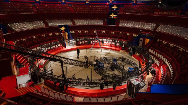 Travaux au Cirque d’Hiver à Paris pour restaurer son lustre d’origine