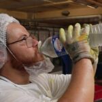 Canicule : ralentissement des activités économiques en France, alertent les entreprises.