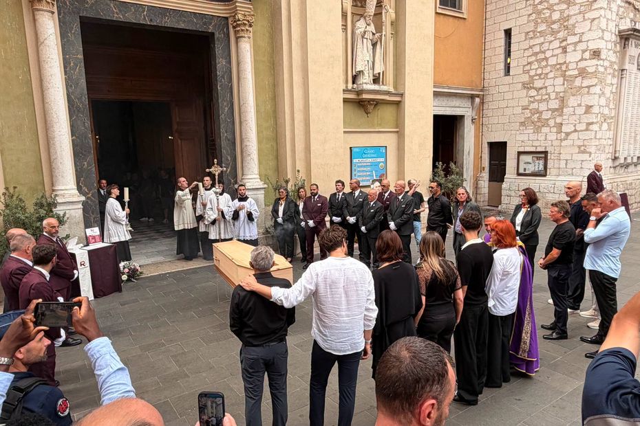 Obsèques d’Éric Roy à Nice : hommage à un homme engagé pour sa ville.