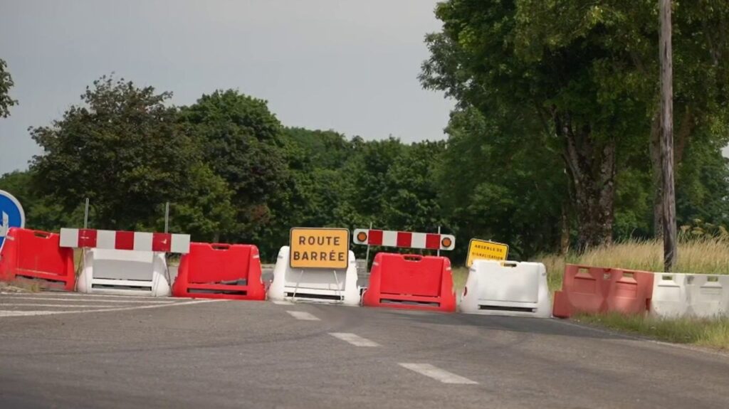 Canicule : des routes fermées en raison de la fonte du bitume en France