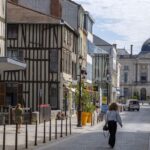 Un homme tué et un autre gravement blessé dans une bagarre au couteau en centre-ville