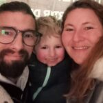 Scolarisation de Nils : un combat familial pour l&rsquo;accès à l&rsquo;éducation d&rsquo;un enfant autiste