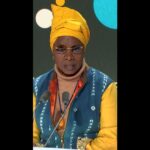 Angélique Kidjo évoque le départ de son pays et les larmes de son père