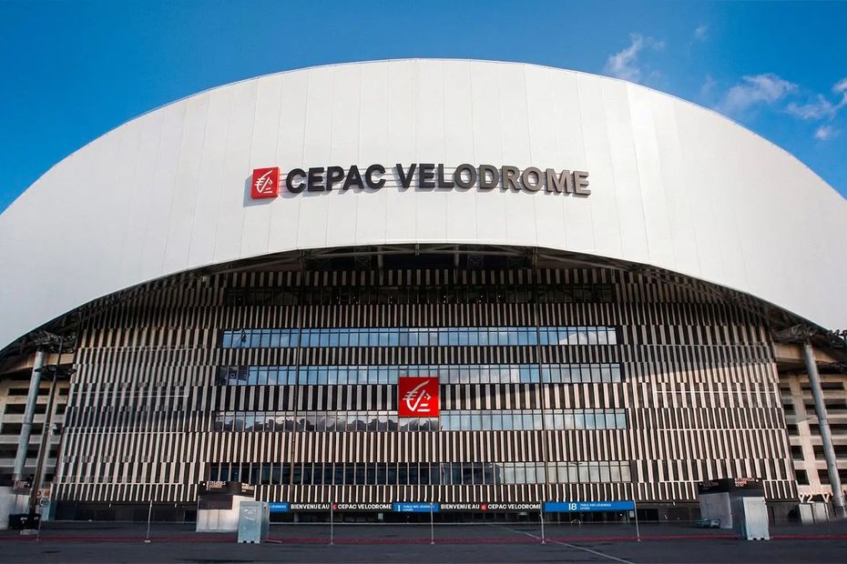 Le stade Vélodrome renommé CEPAC Vélodrome suite à un contrat de naming avec la Caisse d’Epargne.