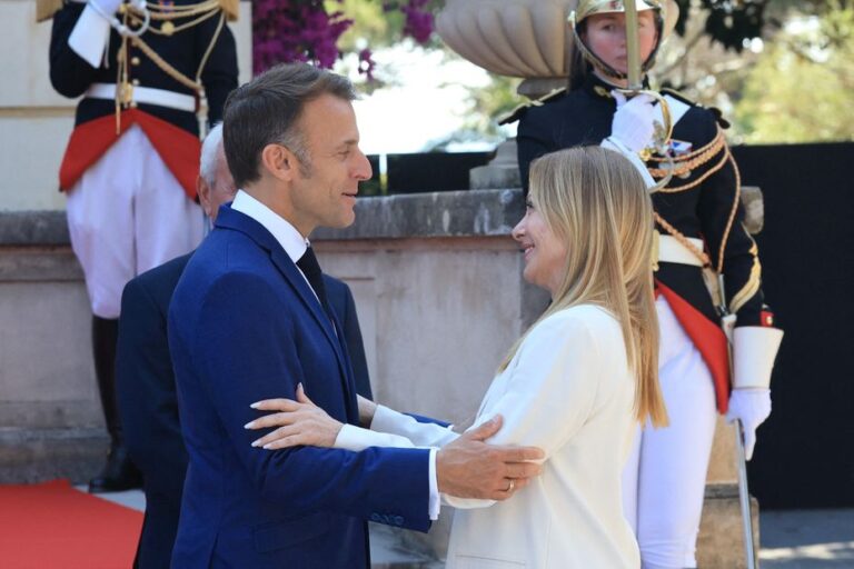 Sommet franco-italien : rapprochement économique et enjeux pour les deux pays.
