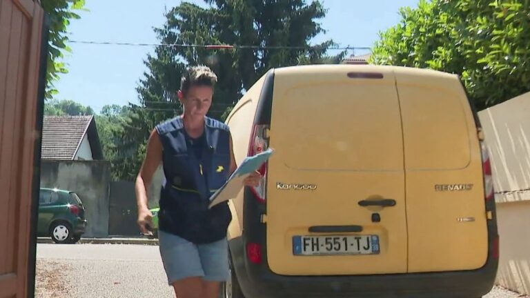 40 000 facteurs mobilisés pour soutenir les personnes âgées isolées en France.