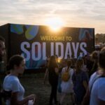Annulation de Solidays : les bénévoles expriment frustration et déception face à la décision.