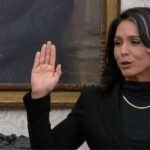 Tulsi Gabbard, ex-directrice du renseignement américain, accusée d&rsquo;appartenance à une secte